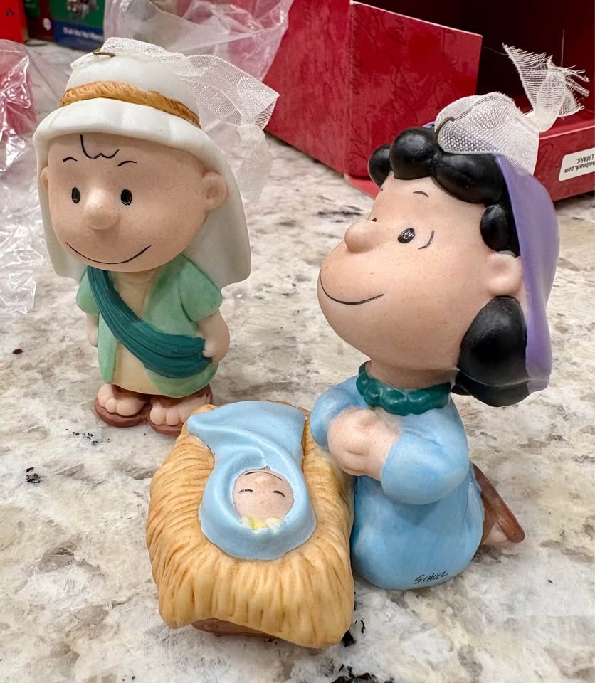 Hallmark Peanuts Nativity Set - Porcelain - 2001 - photo 3