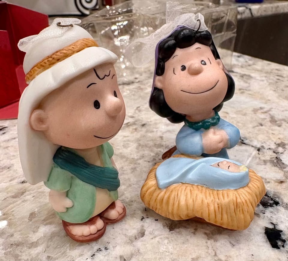 Hallmark Peanuts Nativity Set - Porcelain - 2001 - photo 4