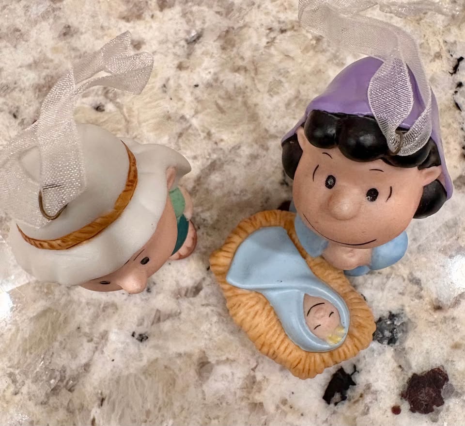 Hallmark Peanuts Nativity Set - Porcelain - 2001 - photo 5