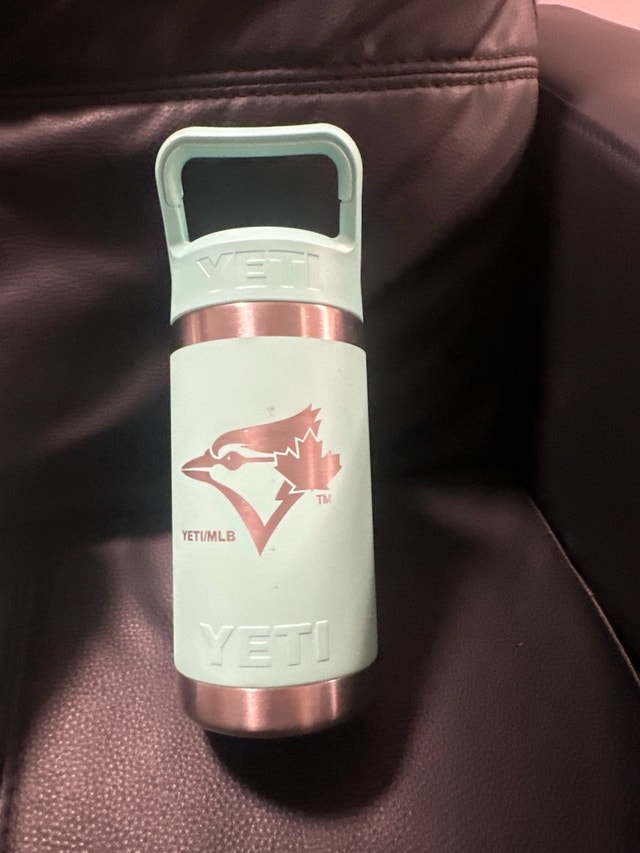 Yeti Tumblers - brand new - 75 for all 3 - photo 3