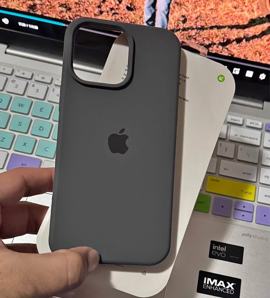 iPhone 16 PRO MAX Silicone Case *NEW* Back cover MagSafe