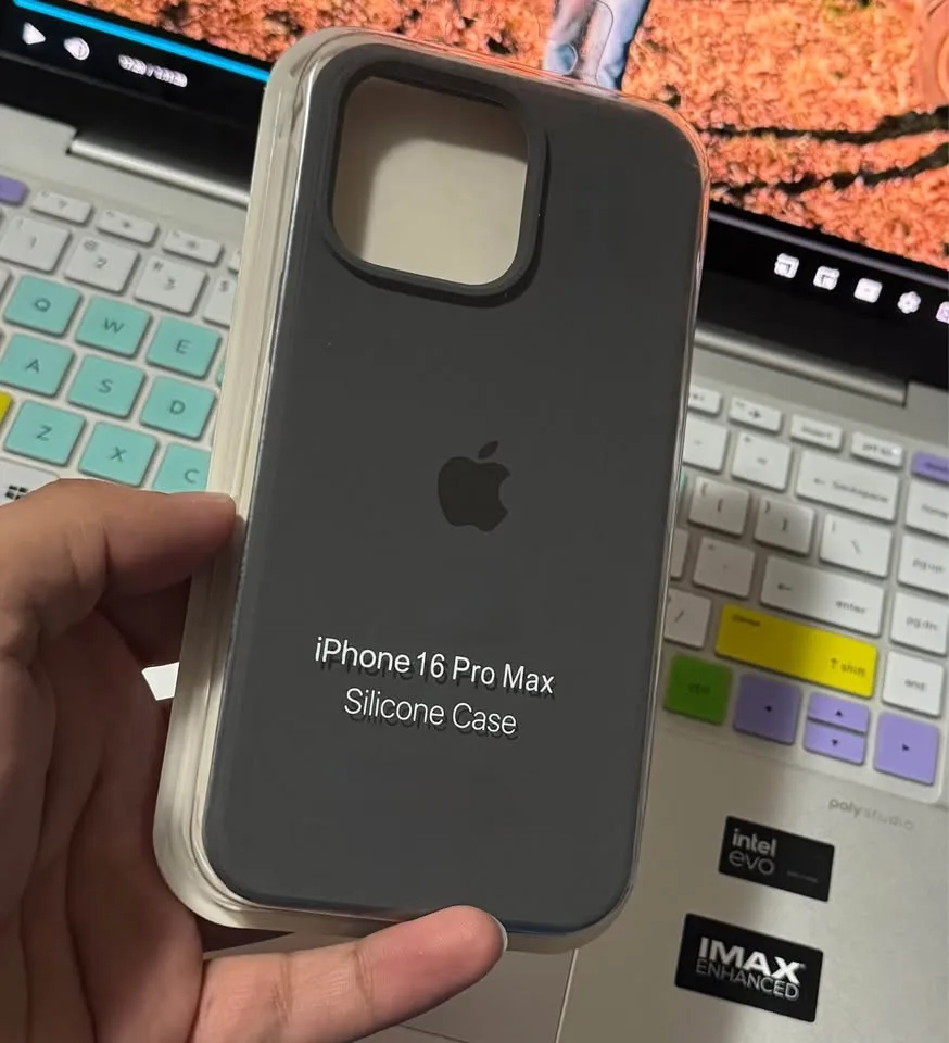 iPhone 16 PRO MAX Silicone Case *NEW* Back cover MagSafe image indicator(2)