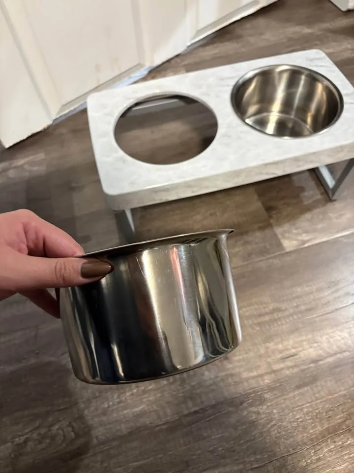 🐶 Elevated Dog Bowl Stand & Stainless Steel Bowls 🤍 image indicator(2)