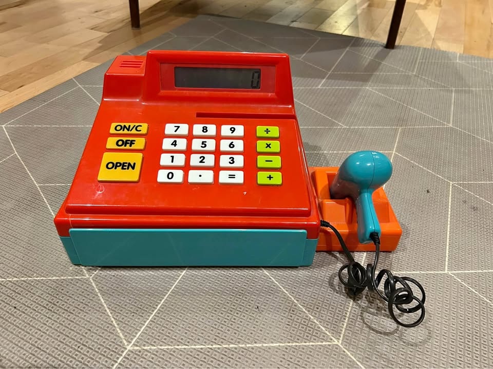 Battat cash register toy
