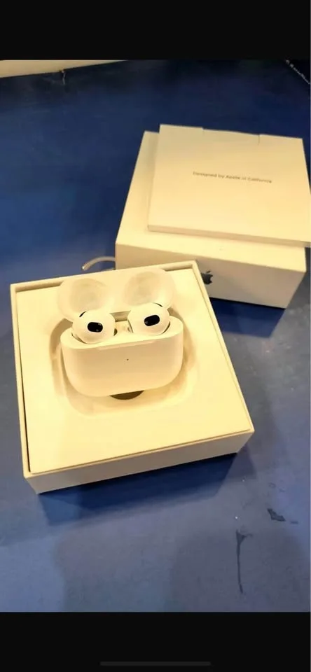 Airpod 3rd Gen image indicator(2)