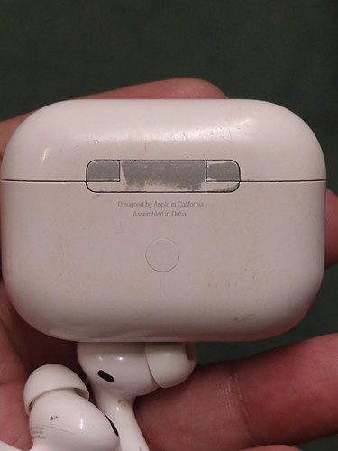 apple airpods pro With Wireless Case - photo 2
