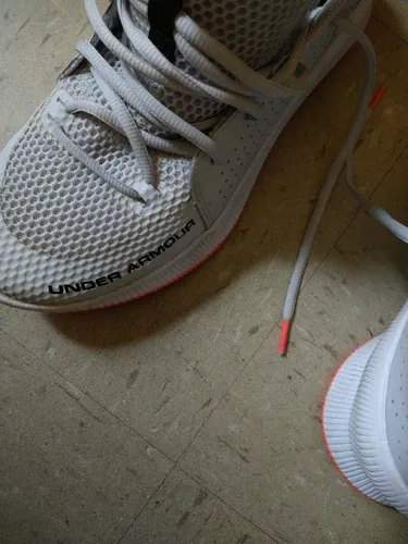 Under Armour Men's Jet Basketball Shoes, 9.5 image indicator(5)