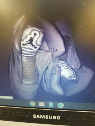 shoes Jordan 7y image indicator(4)