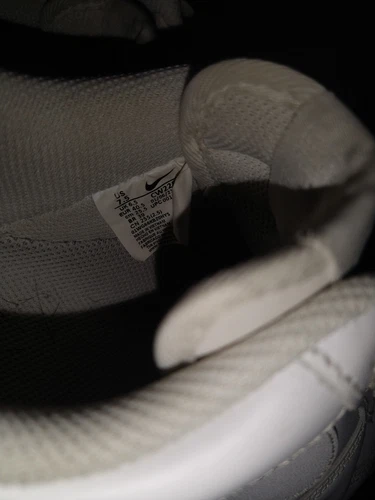 Nike Air Force 1 Size 7.5 - photo 3