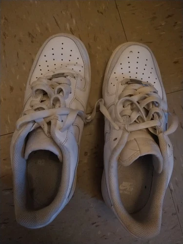 Nike Air Force 1 Size 7.5 - photo 4