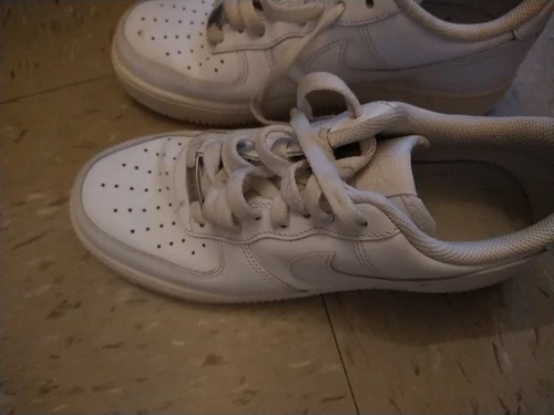 Nike Air Force 1 Size 7.5 - photo 5