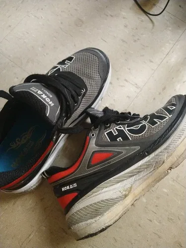 Hoka One One Shoes 9 Men