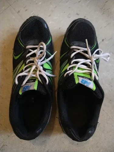 new balance running shoes men Size 12