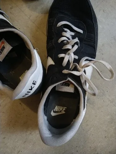 nike running shoes Men Size 11.5