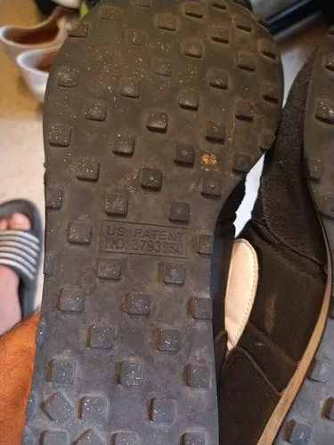 nike running shoes Men Size 11.5 image indicator(9)