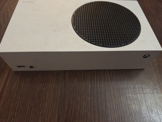 Xbox Series S - photo 2