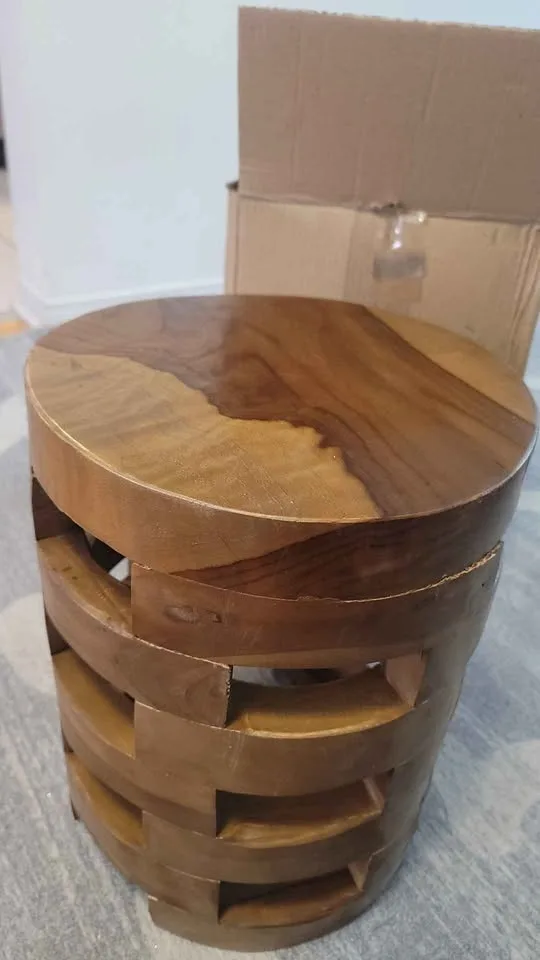 Charnessa End Table image indicator(3)