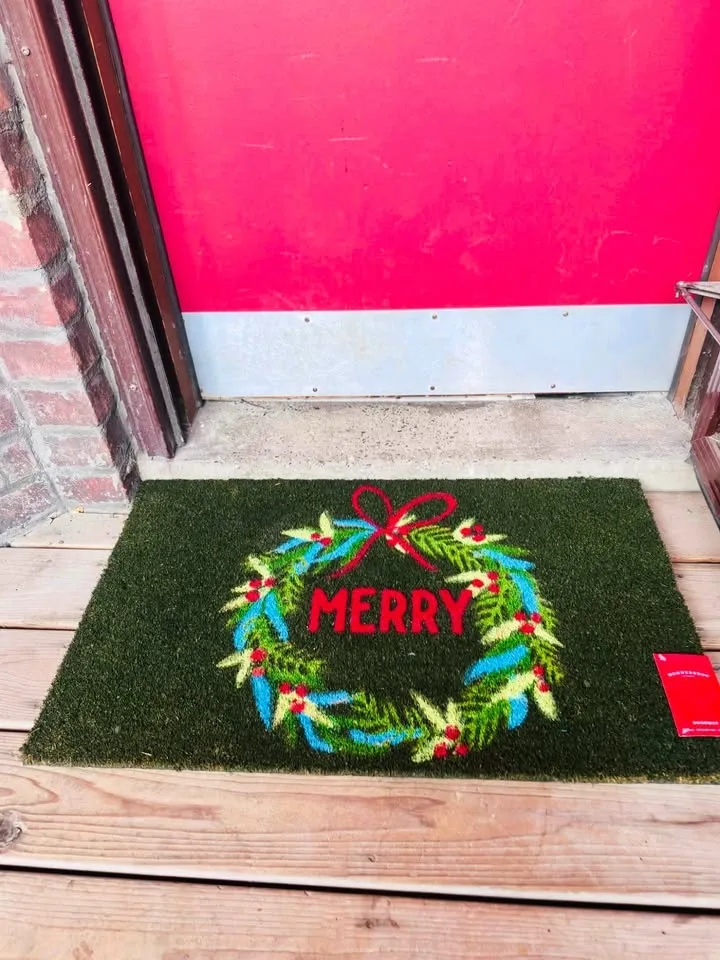 NEW Wondershop Holiday Doormat – “MERRY” Wreath – Rare Find image indicator(4)