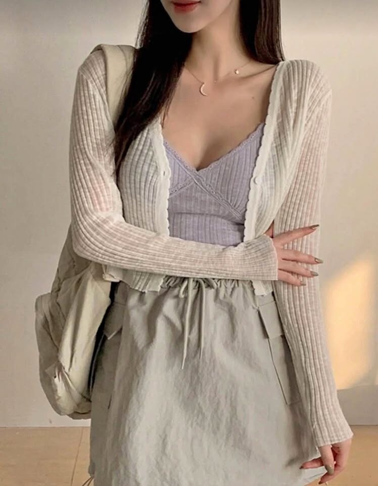 SHEIN DAZY Short Loose Button-Front Cardigan