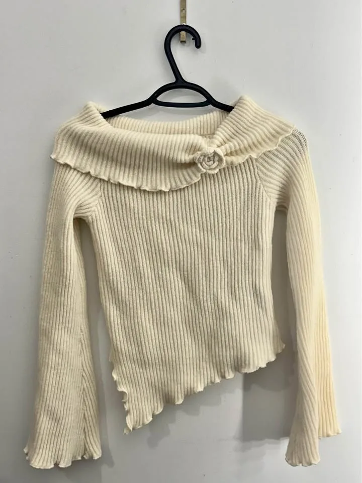 Closet Clearout Cute Tops, Sweaters, T-Shirts, Blouses Super Che