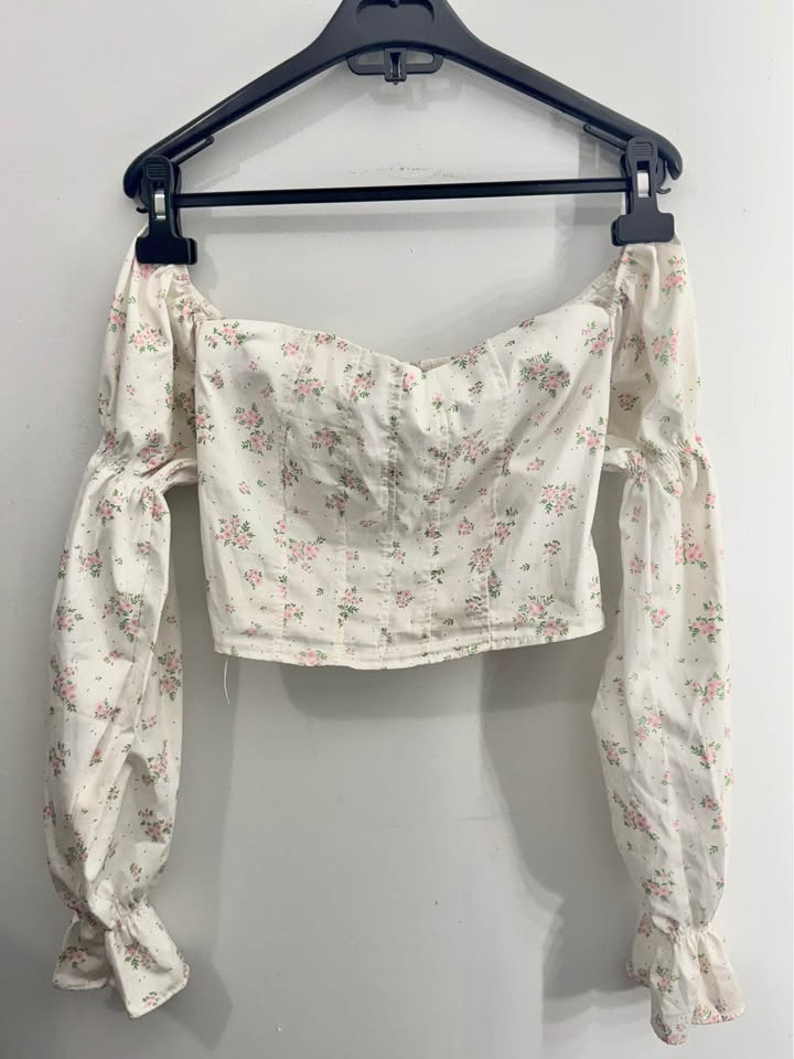 Closet Clearout Cute Tops, Sweaters, T-Shirts, Blouses Super Che - photo 4