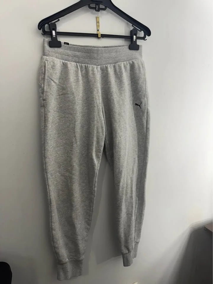 Women’s Bottoms Closet Clear Out! Jeans, Track pants, Linen Pant image indicator(5)