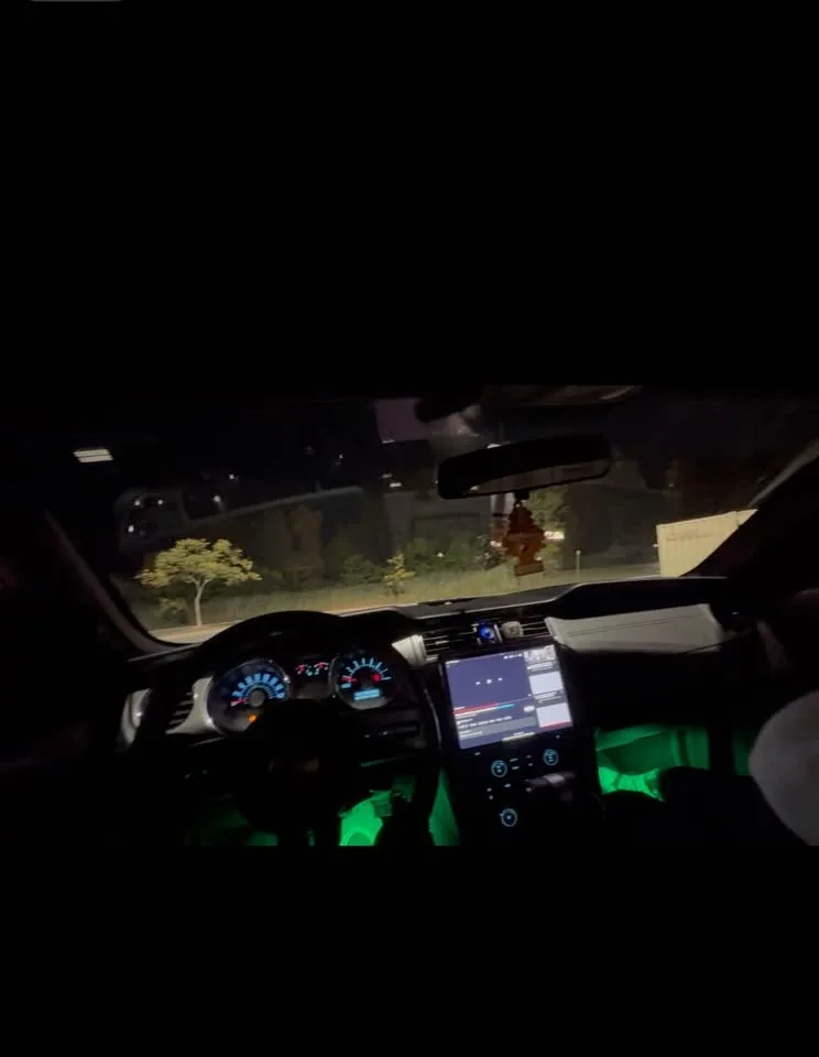 2012 Ford Mustang image indicator(9)