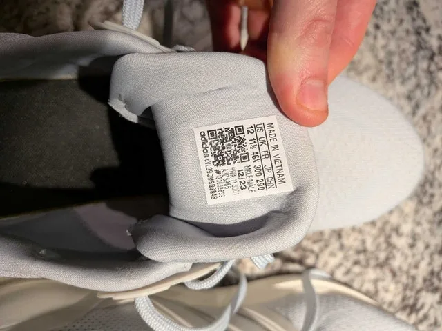 Adidas Running shoes image indicator(3)