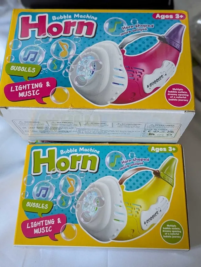 Horn Bubble Machine