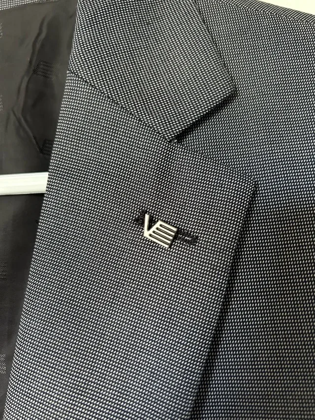 Vincent d'Amérique Men's Classic Graduation Blazer image indicator(3)