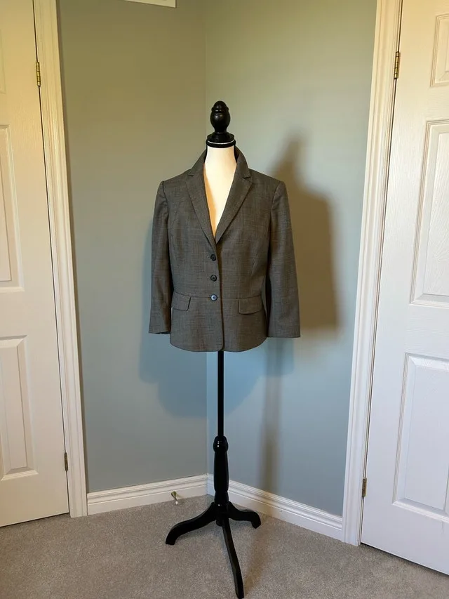 Ann Taylor Gray Peplum Blazer - Size 10T