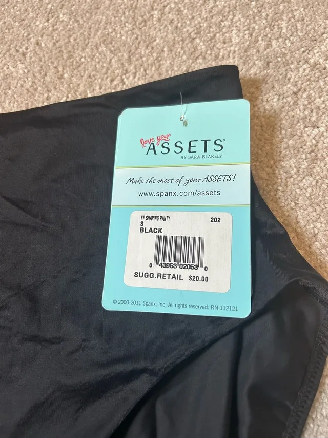 Assets by Sara Blakely Panty image indicator(3)