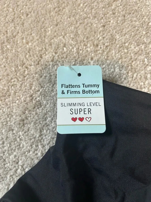 Assets by Sara Blakely Panty image indicator(4)