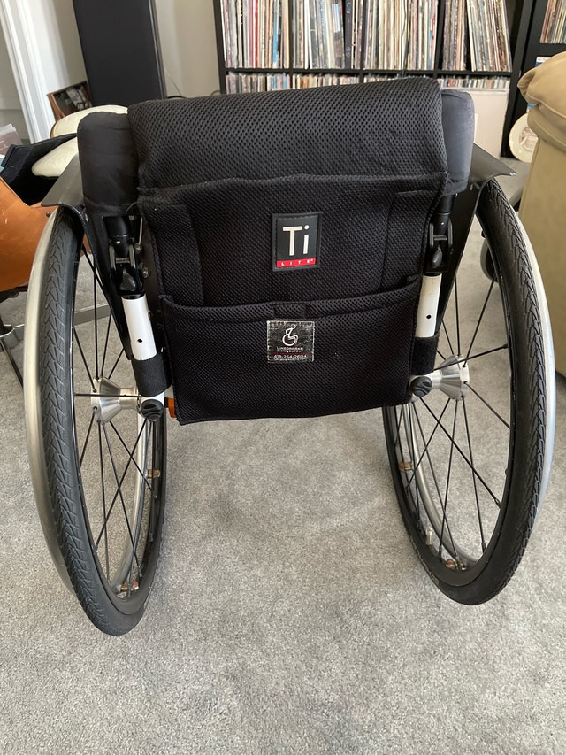 Tilite TX folding ultra light wheelchair - photo 2