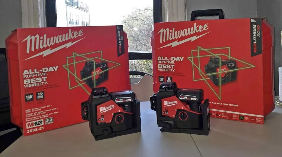 Laser 360° 3 ejes MILWAUKEE M12