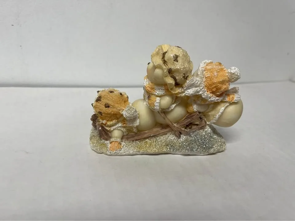 3 bears sledding figurine image indicator(4)