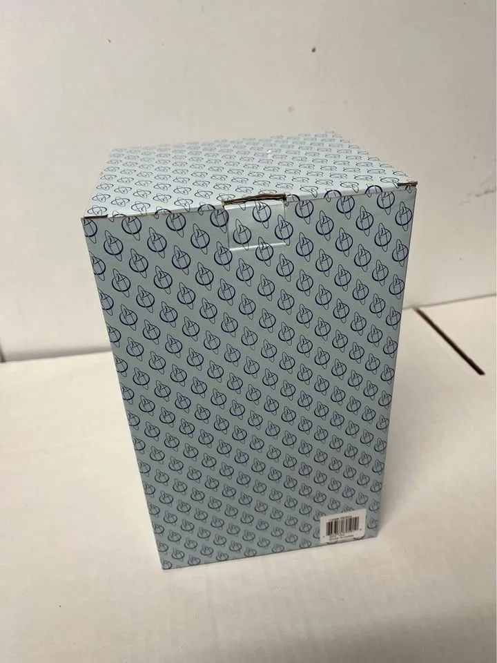 Chimpanzee and Baby Chimpanzee figurine image indicator(7)