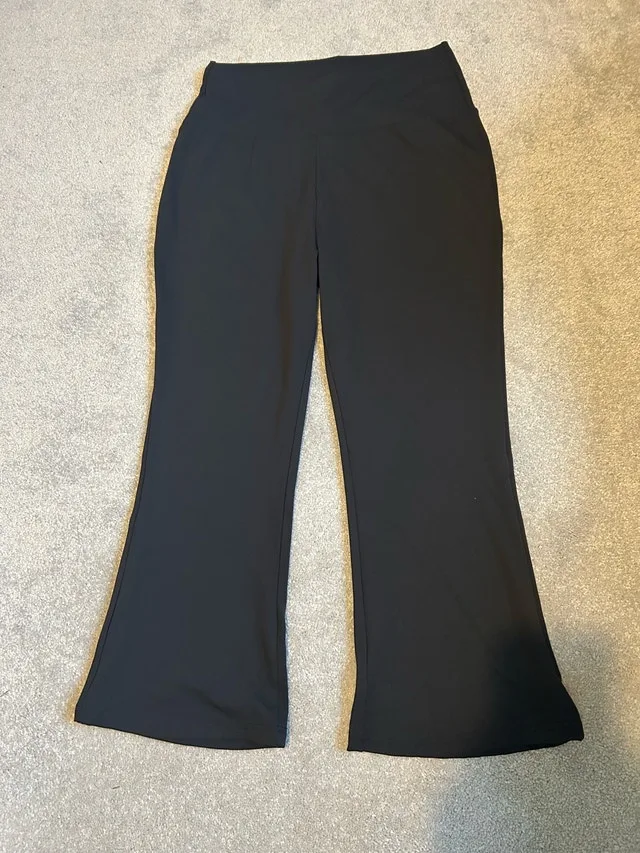 Aoliks Capri Flare Leggings for Women, Tummy Control image indicator(3)