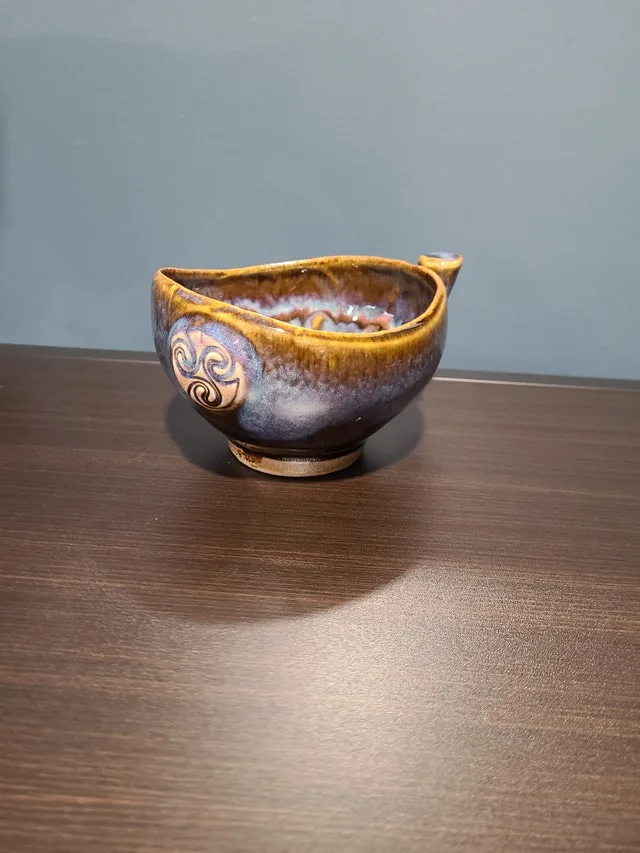 Beautiful Decorative Pottery bowl