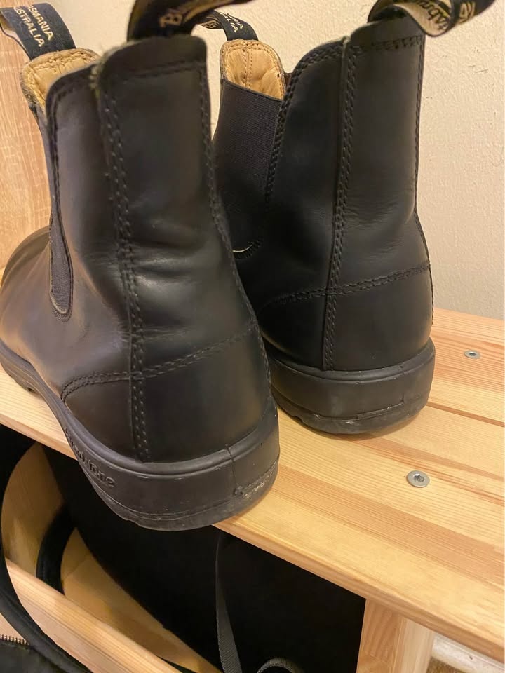 Blundstones Men’s Size 12 - photo 4