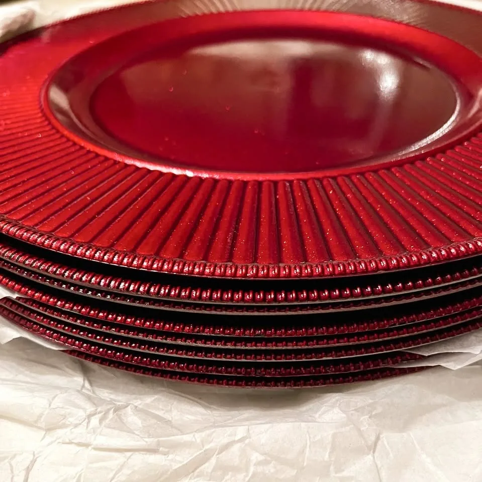 Christmas Charger Plates - 8 New image indicator(3)