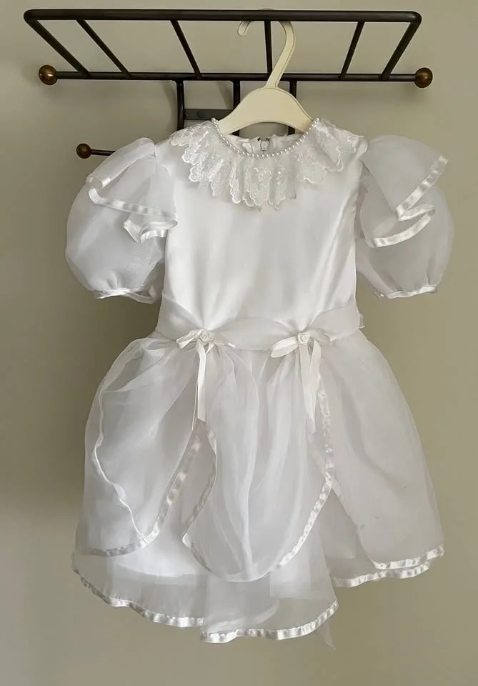 Flower Girl Dress - size 4 image indicator(2)