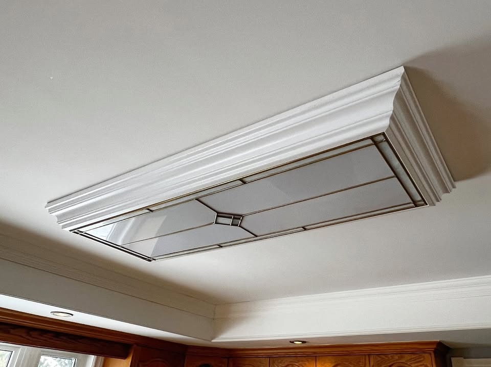 Flush mount ceiling light - photo 4