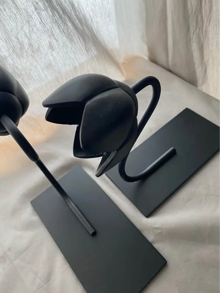 Set of 2 Ikea BAKHASARE Bookend Iron Flower Tulip 1 Black image indicator(2)