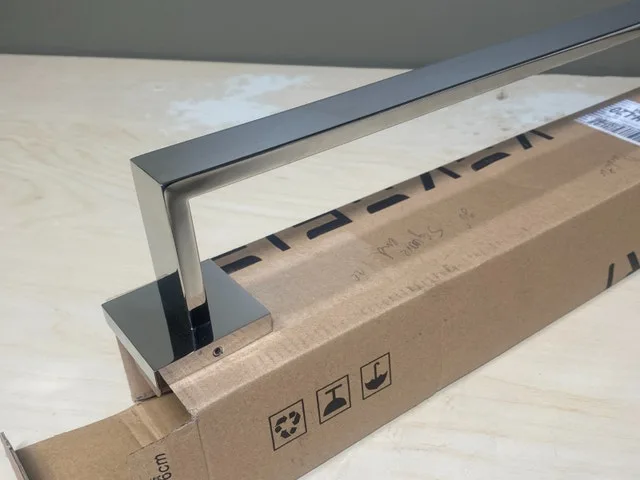 Stainless Steel Towel Bar 20-Inch - Polished Chrome image indicator(2)