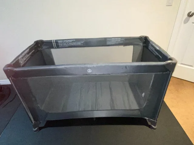 Portable Folding Baby Play Yard and Travel Bag image indicator(5)