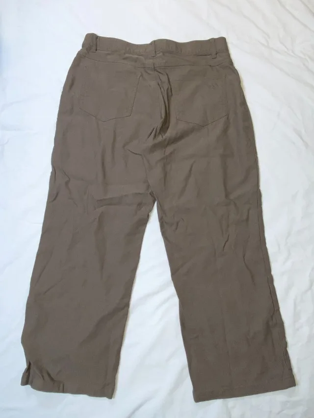 Simon Chang Capri Denim - Womens Size 4 image indicator(2)