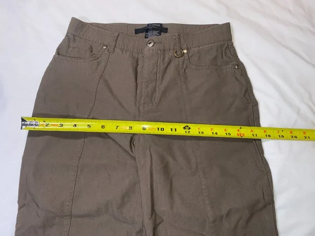 Simon Chang Capri Denim - Womens Size 4 image indicator(8)