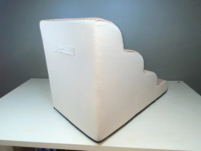 4-Step Folding Pet Stairs 19 Inch Rise Brown Rounded image indicator(3)