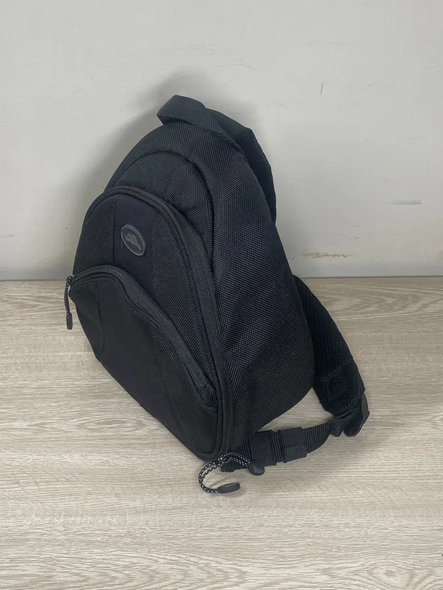 Small Roots Sling Bag 9x9 Inches image indicator(3)